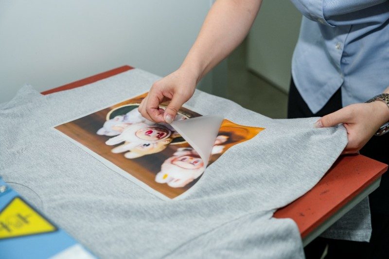 how to use dtf film3.jpg